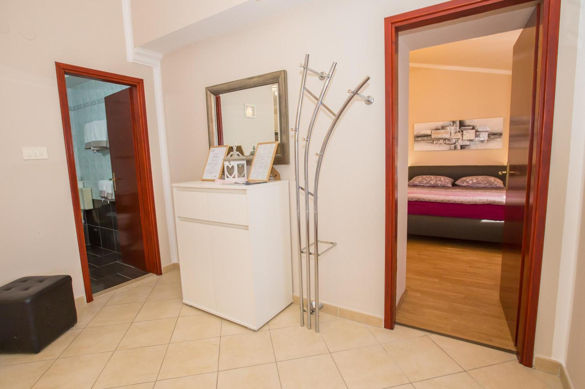 Karojba Villa Michelle מראה חיצוני תמונה