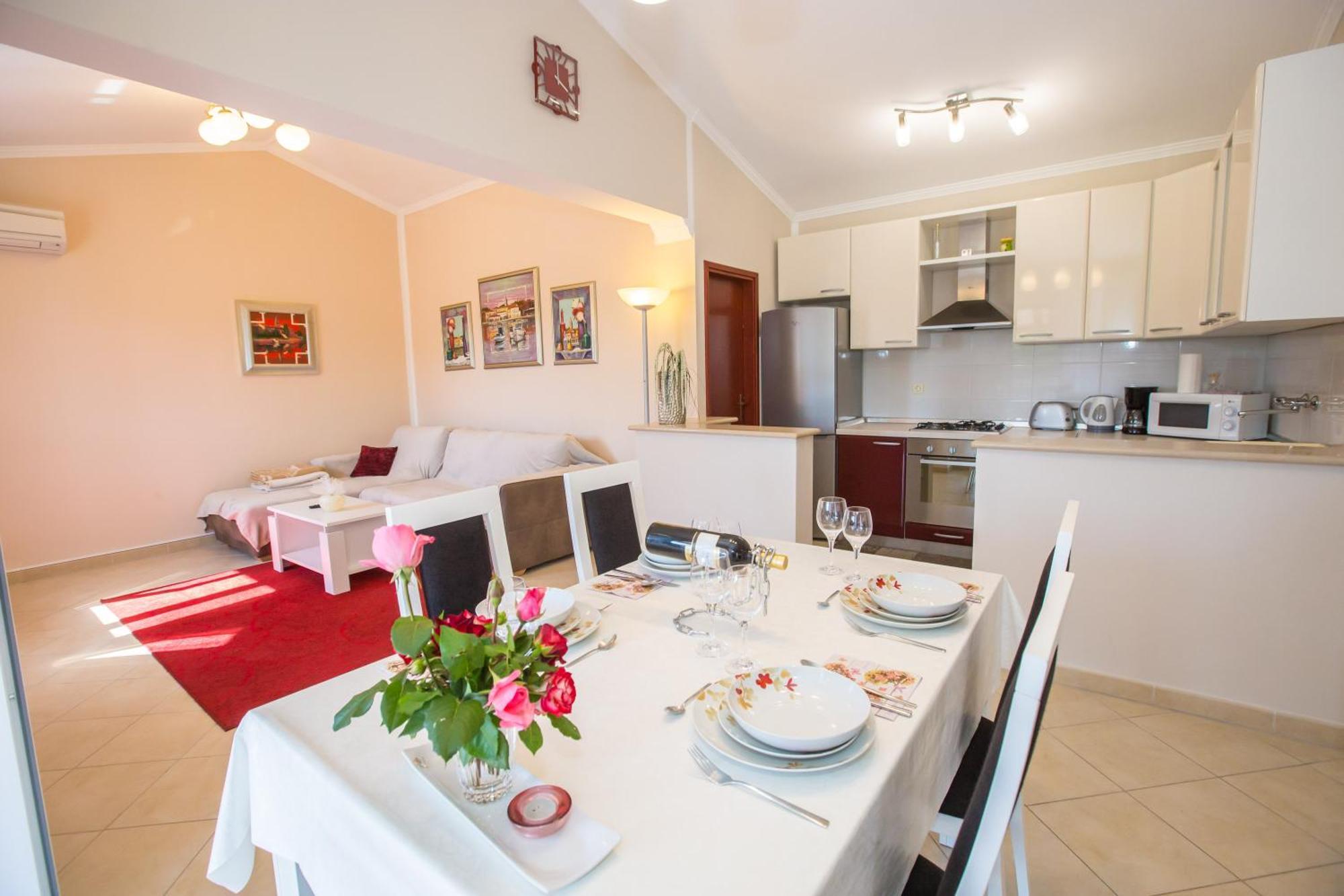 Karojba Villa Michelle מראה חיצוני תמונה