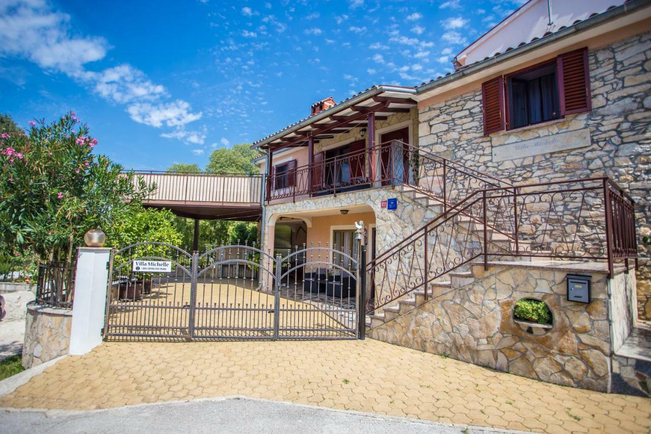 Karojba Villa Michelle מראה חיצוני תמונה